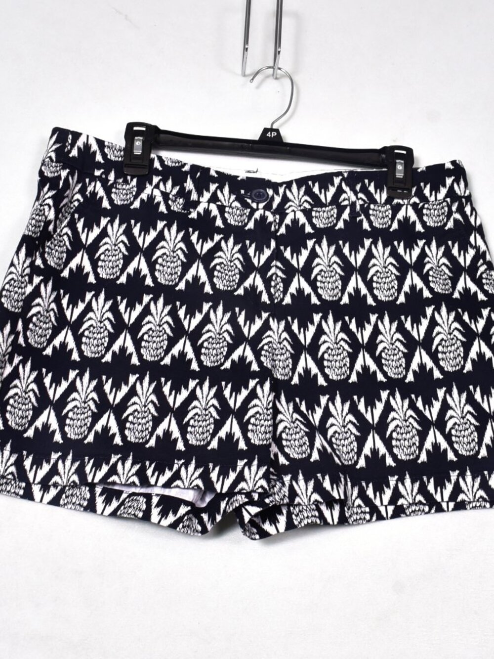 Crown & Ivy Black White Pineapple Shorts Women's Size 12 Cotton Spandex